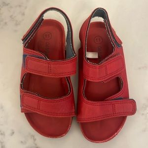 Cat and Jack boys sandals size 11